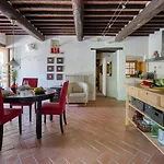 Caravaggio At Galenda Apartament